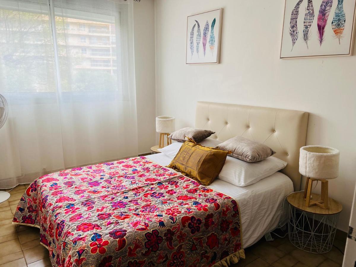 Appartement A 2 Pas De La Mer คานส์ ภายนอก รูปภาพ